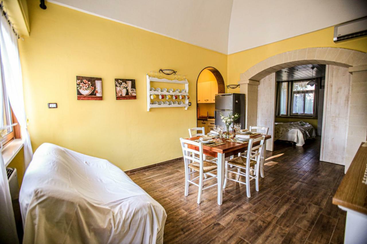 La Casina - Salento Vacation Rental San Michele Salentino Ngoại thất bức ảnh